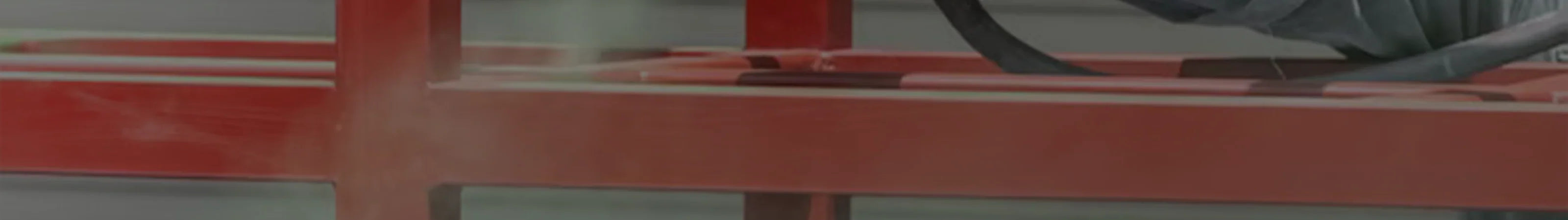 Holz- und Metallfarben