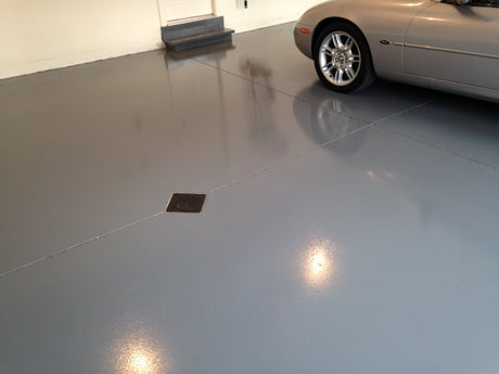 A guide on how to paint your garage floor - application guide